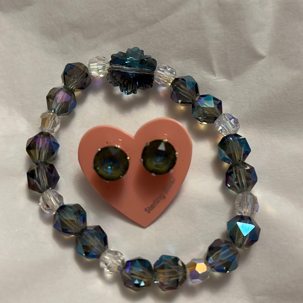 JO JO Loves you snowflake bracelet 6.5 and mini well connected set